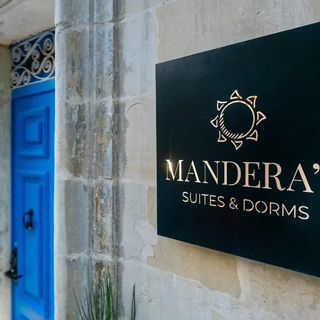 Mandera'S Boutique Suites & Dorms-2